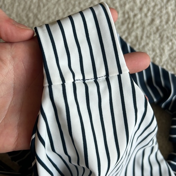 Never worn - reversible bikini with pads - Picture 13 of 15